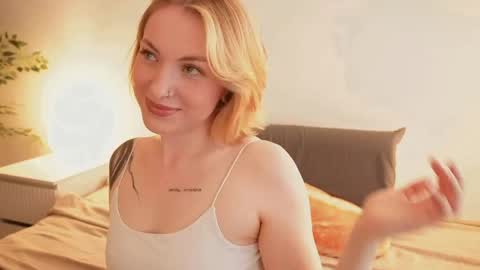 Kristina online show from May 9, 1:46 pm