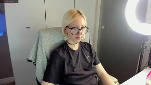 Kate online show from May 14, 8:36 pm