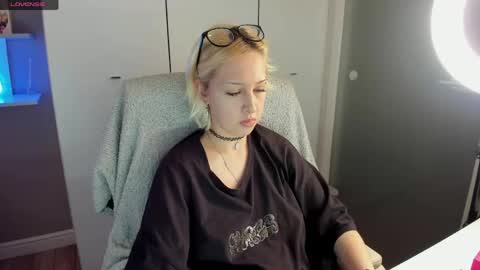 Kate online show from May 15, 8:44 pm