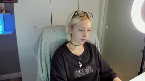 Kate online show from May 12, 8:48 pm