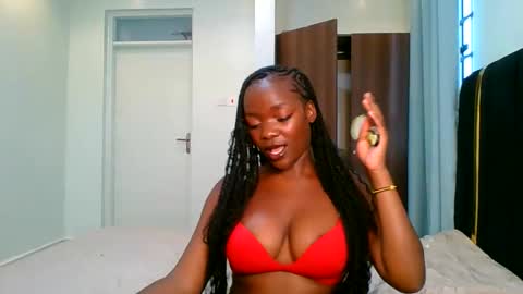 lia online show from May 21, 10:57 am