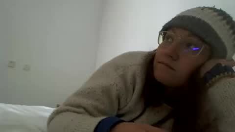 starlagurl online show from February 6, 4:53 am