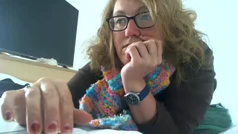 starlagurl online show from December 13, 6:10 am