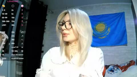 Katie online show from September 24, 2:27 pm