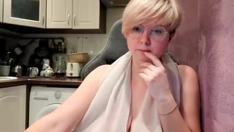 Stasya online show from February 2, 1:15 am