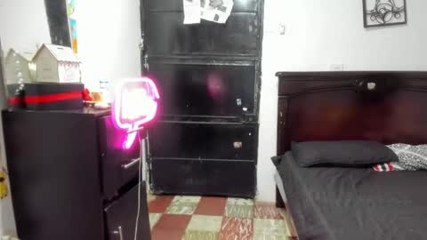 julieth-cancer online show from April 21, 1:53 am