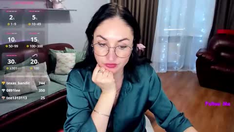 StefanaWinter online show from May 11, 2:45 pm