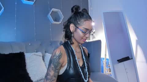 Stefania  online show from March 4, 2:38 am