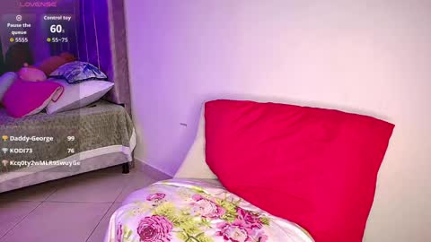 Im MiaIts my first day here  online show from May 8, 1:09 am