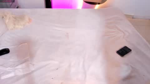 steffany_lopez_ online show from October 11, 10:01 pm