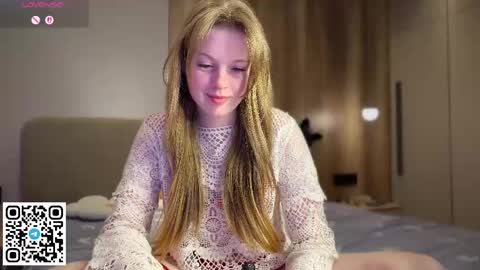 STEFI  Streams every day from 10 PM GTM1  online show from May 19, 10:17 pm