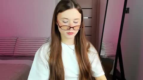 stella_sunny online show from October 9, 6:01 pm