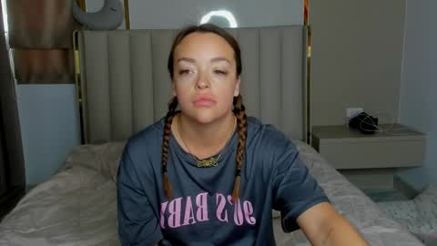 stella online show from April 5, 12:42 am