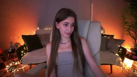 stellahoneywell online show from May 22, 1:31 pm
