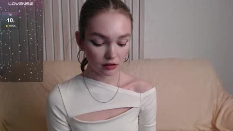 stellapayne online show from November 27, 11:40 pm