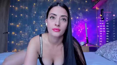 Hello im Kristina  online show from September 28, 1:45 am