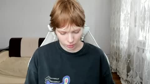 S T E L L A online show from May 24, 12:04 pm