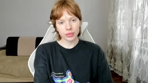 S T E L L A online show from May 27, 11:07 am