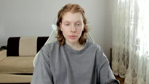 S T E L L A online show from May 4, 11:03 am