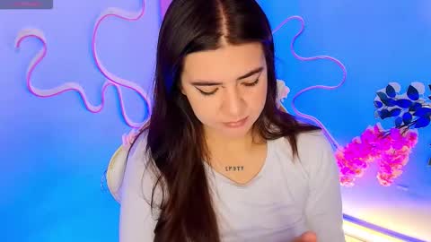 Emma online show from March 7, 5:03 am