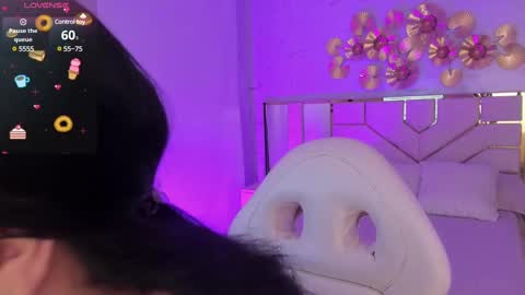        online show from December 15, 3:02 am
