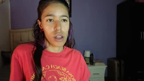 Stephania online show from April 2, 5:54 pm