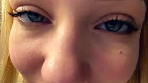 Steph online show from March 27, 1:23 pm