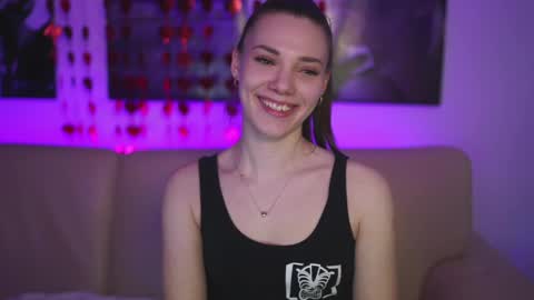 stephie0404 online show from February 17, 10:38 pm