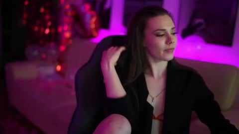 stephie0404 online show from February 13, 11:47 pm