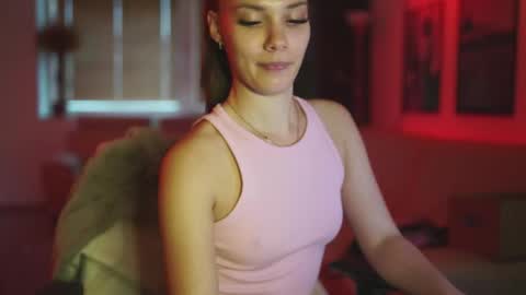 stephie0404 online show from September 27, 5:03 am
