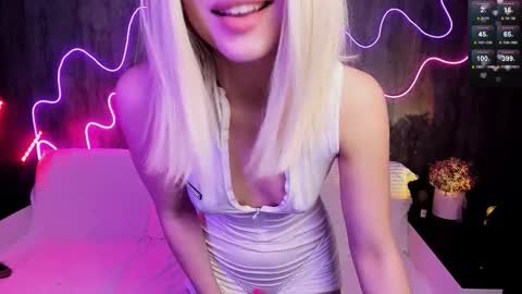 Elle online show from February 23, 2:27 pm