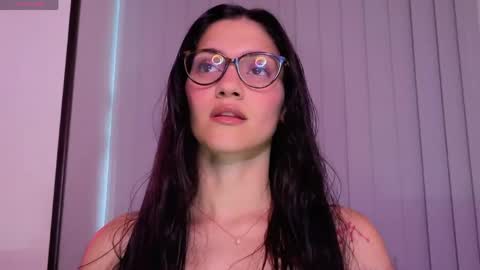 Liz online show from May 10, 9:39 pm