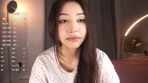 Viola online show from September 25, 5:44 pm