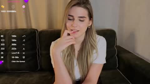 Luna online show from January 18, 5:42 pm