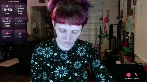 Snapshot of stormythunder chatting on March 2, 11:52 am Stormythunder online show from March 2, 11:52 am