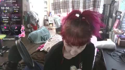 Snapshot of stormythunder chatting on February 19, 6:43 pm Stormythunder online show from February 19, 6:43 pm
