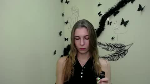 Amalia online show from December 21, 12:59 pm