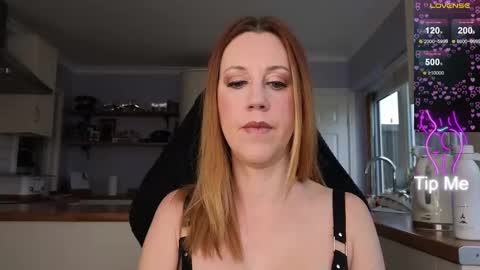 Snapshot of stripmequick chatting on February 27, 10:26 am Amorina online show from February 27, 10:26 am