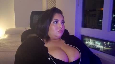 stunnahaus online show from May 10, 6:04 am