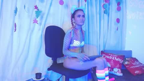 stylecandy online show from December 23, 4:05 am