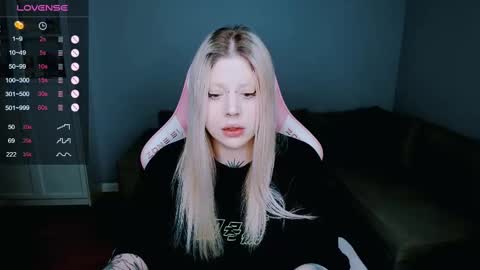 succubus_leslie online show from February 17, 12:49 pm