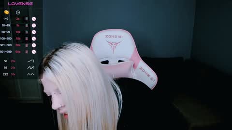 succubus_leslie online show from January 24, 3:24 pm
