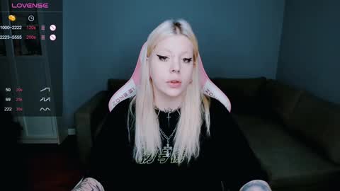 succubus_leslie online show from December 24, 12:22 pm