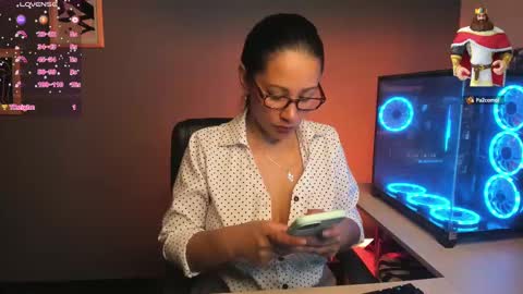 Snapshot of sue_wolls chatting on February 27, 1:05 am Andrea online show from February 27, 1:05 am