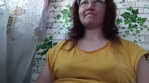 KATRIN online show from April 21, 7:59 am