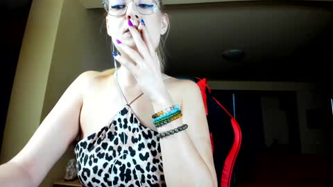 Snapshot of sugar_mayy chatting on January 30, 5:30 am May online show from January 30, 5:30 am