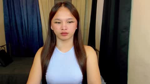 Snapshot of sugar_munch chatting on February 17, 5:55 pm Cheska online show from February 17, 5:55 pm