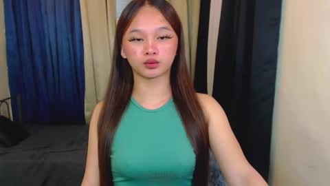 Snapshot of sugar_munch chatting on February 15, 3:06 pm Cheska online show from February 15, 3:06 pm