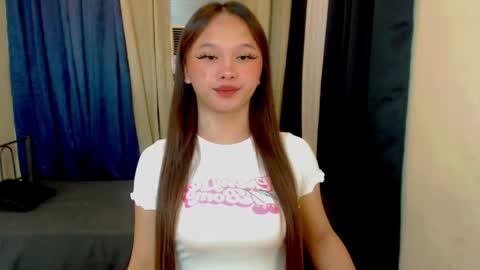 Snapshot of sugar_munch chatting on February 18, 6:28 pm Cheska online show from February 18, 6:28 pm