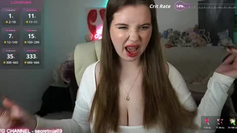 Mia online show from October 17, 11:08 pm